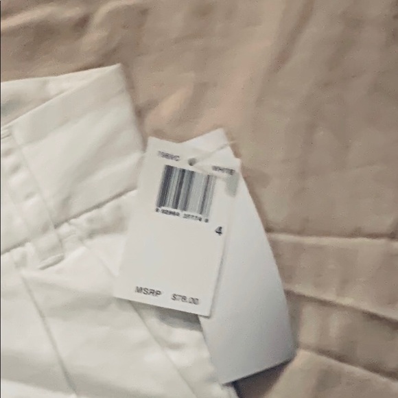 Shorts - Picture 4 of 4